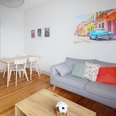 Cozy - Center Apartment *
